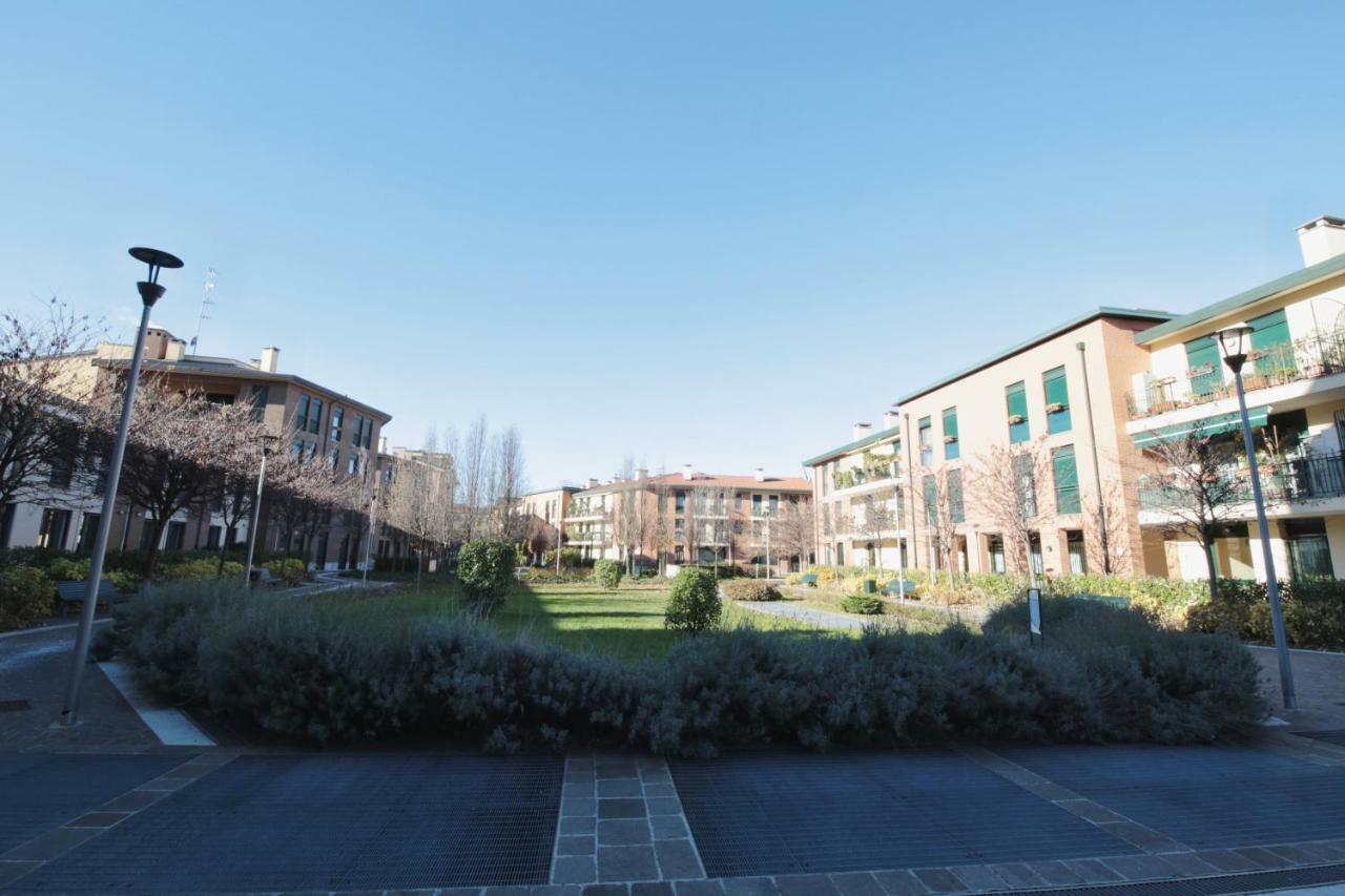 Orea Spiti - Charming Flat & Canal View Few Steps From Movida Милано Екстериор снимка
