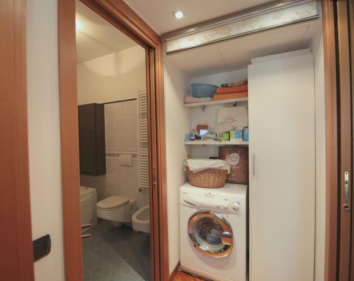 Orea Spiti - Charming Flat & Canal View Few Steps From Movida Милано Екстериор снимка